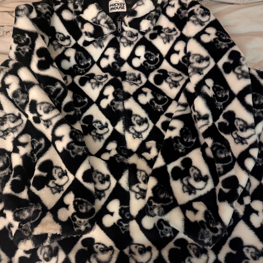 Disney Mickey Mouse Black and White Kids Cape